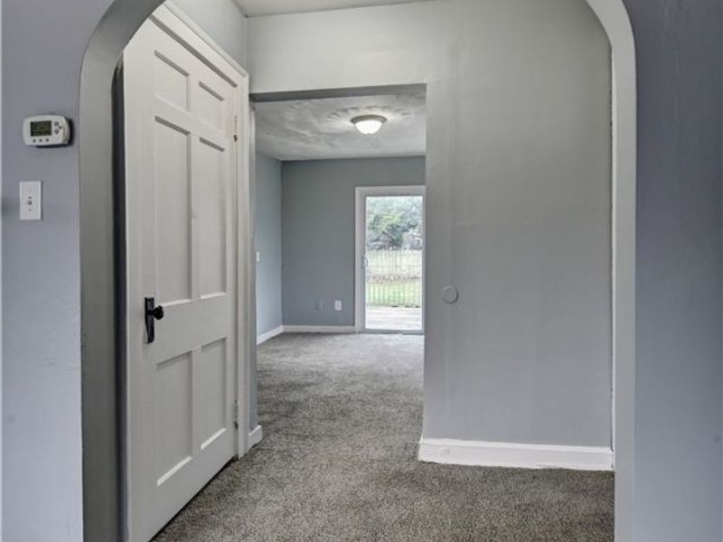 1379 Maryland Avenue SW, Canton, OH 44710 Photo 9