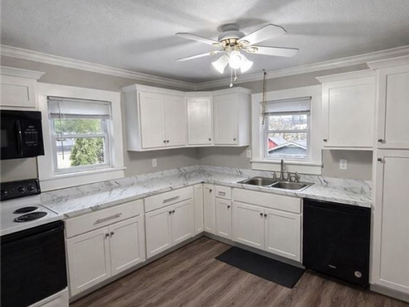 169 Monroe Street, Fredericksburg, OH 44627 Photo 3