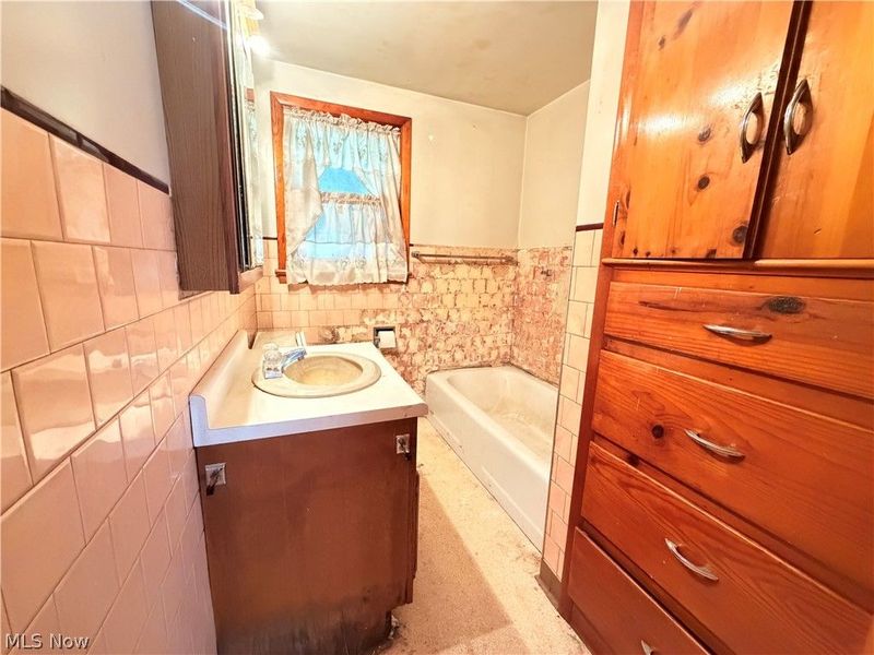 712 Mcdaniel Avenue , Minerva, OH 44657 Photo 8