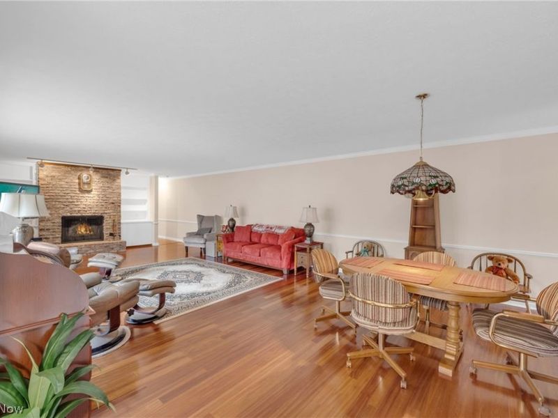 22137 Meadownorth Court, Strongsville, OH 44149 Photo 13