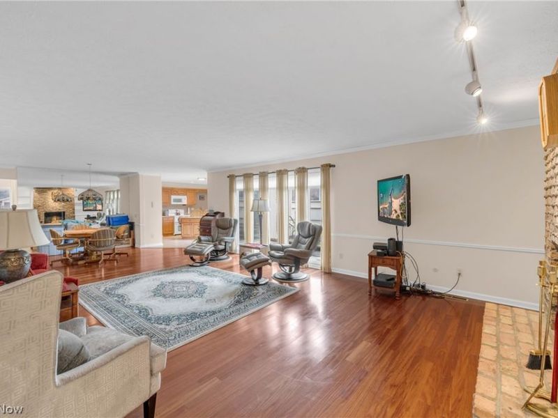 22137 Meadownorth Court, Strongsville, OH 44149 Photo 16