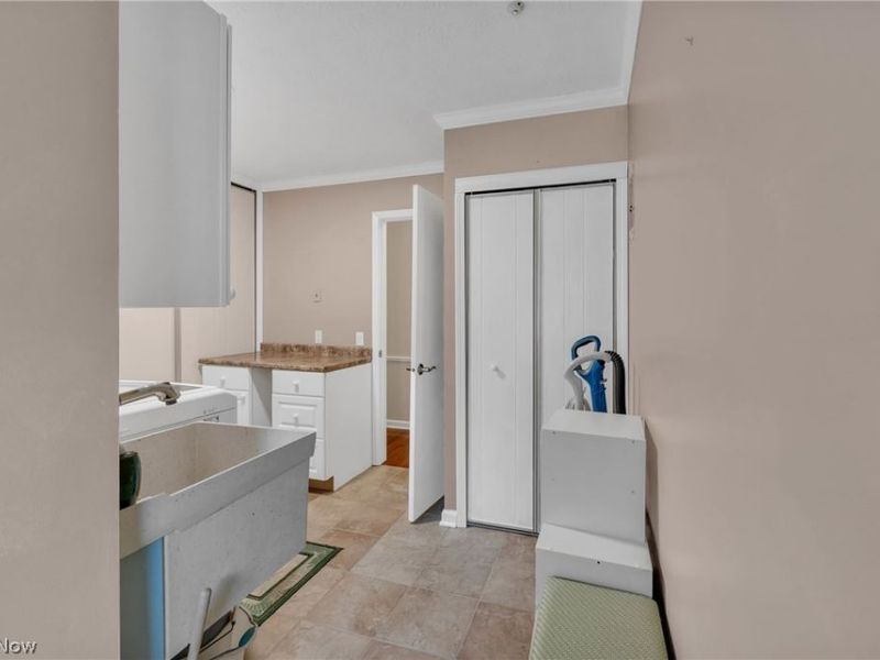 22137 Meadownorth Court, Strongsville, OH 44149 Photo 19