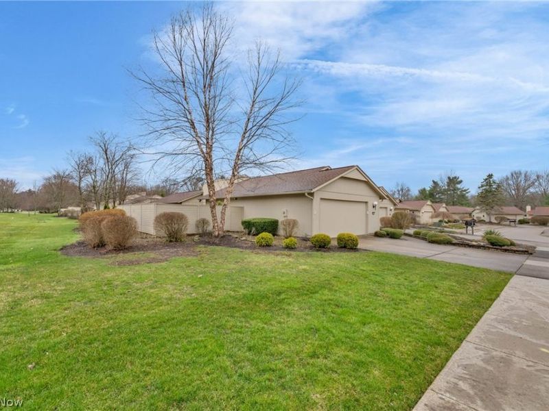 22137 Meadownorth Court, Strongsville, OH 44149 Photo 35