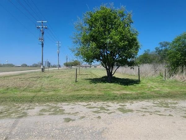 TBD E Travis Avenue , Mart, TX 76664