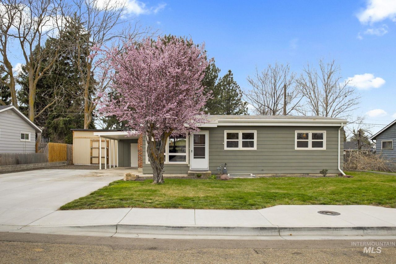 1403 N Ohio Avenue, Caldwell, ID 83605 Main Photo