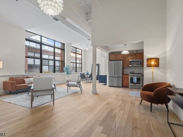 300 Communipaw Ave, Jersey, NJ 07304