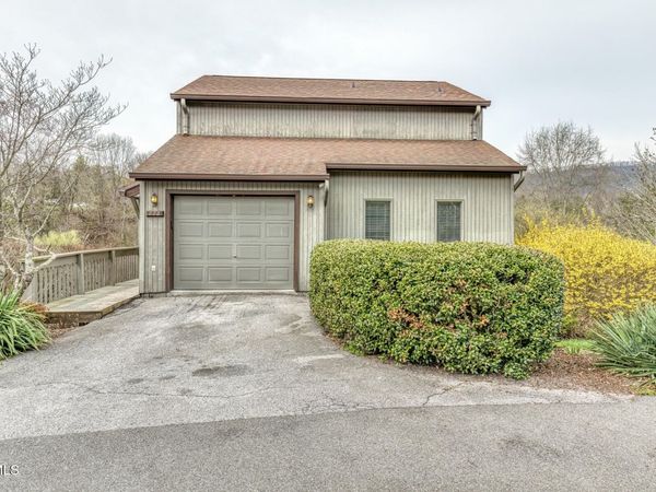 222 Willowbend Court, Kingsport, TN 37660