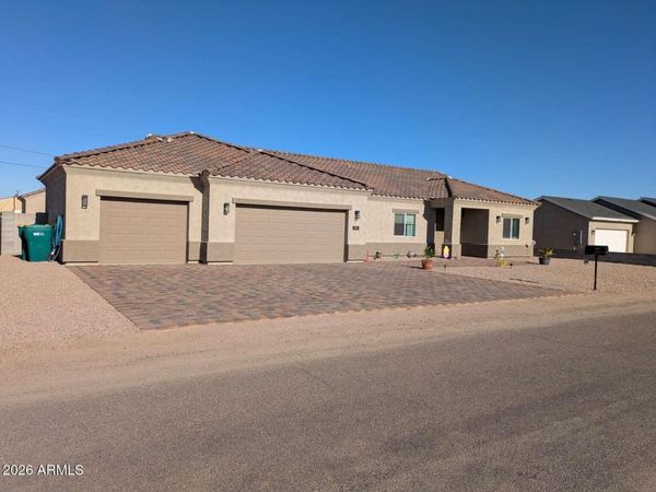 4080 N TURQUOISE Drive, Eloy, AZ 85131