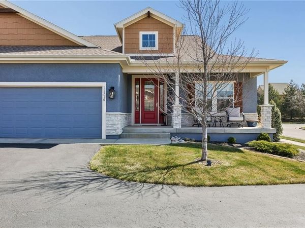 11710 S Deer Run Street, Unit 3, Olathe, KS 66061