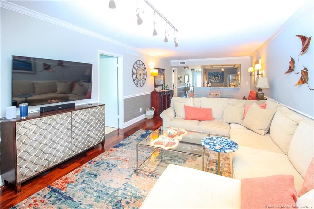 20 NE Plantation Road, Unit 204, Stuart, FL 34996 Photo