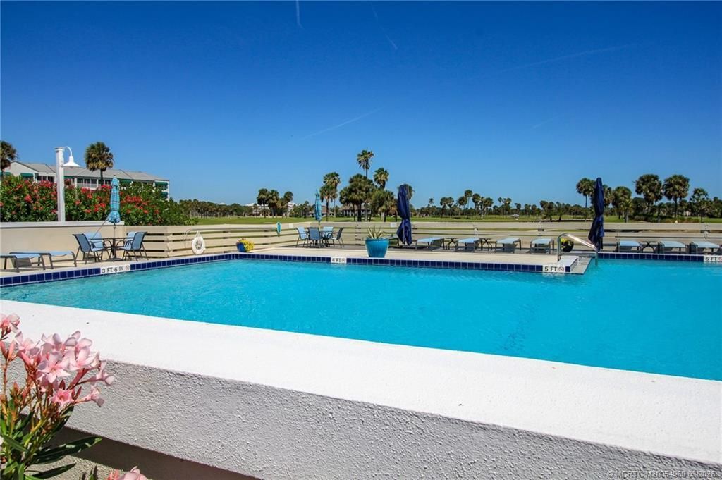20 NE Plantation Road, Unit 204, Stuart, FL 34996 Photo
