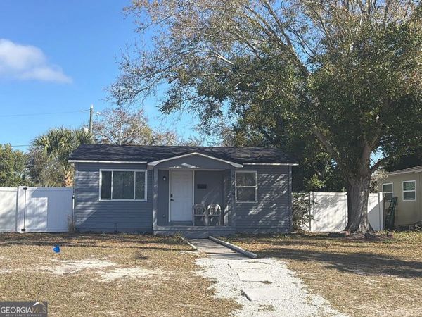 4735 21 Avenue N, Saint Petersburg, FL 33713