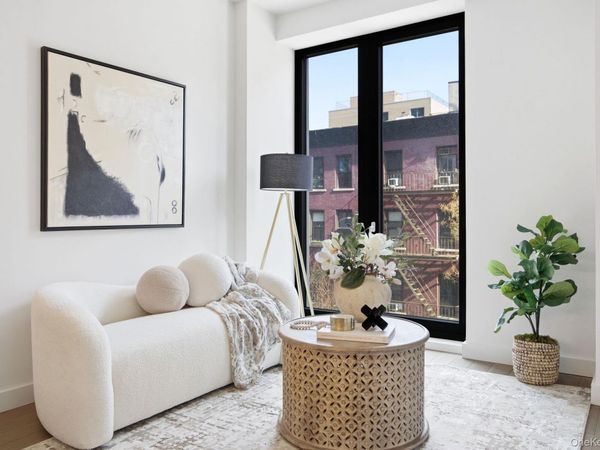 500 W 45th Street , Unit 307, New York (Manhattan), NY 10036