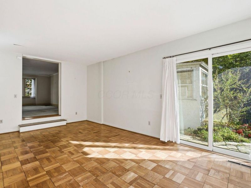 2425 Bryden Road , Columbus, OH 43209 Photo 19