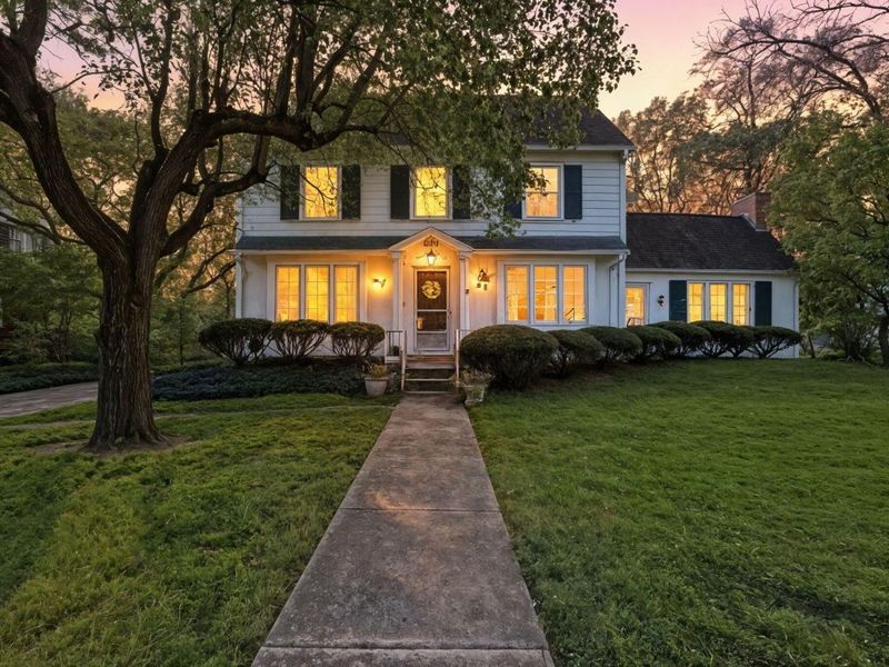 2425 Bryden Road , Columbus, OH 43209 Photo 2