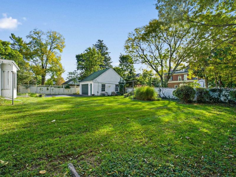 2425 Bryden Road , Columbus, OH 43209 Photo 6