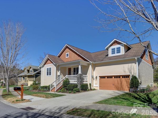 24 Creekside View Drive, Asheville, NC 28804