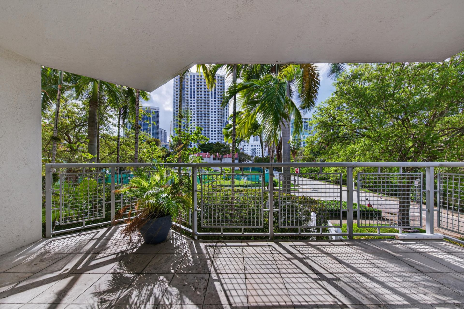 900 SE 2nd Street, Unit 201, Fort Lauderdale, FL 33301 Photo