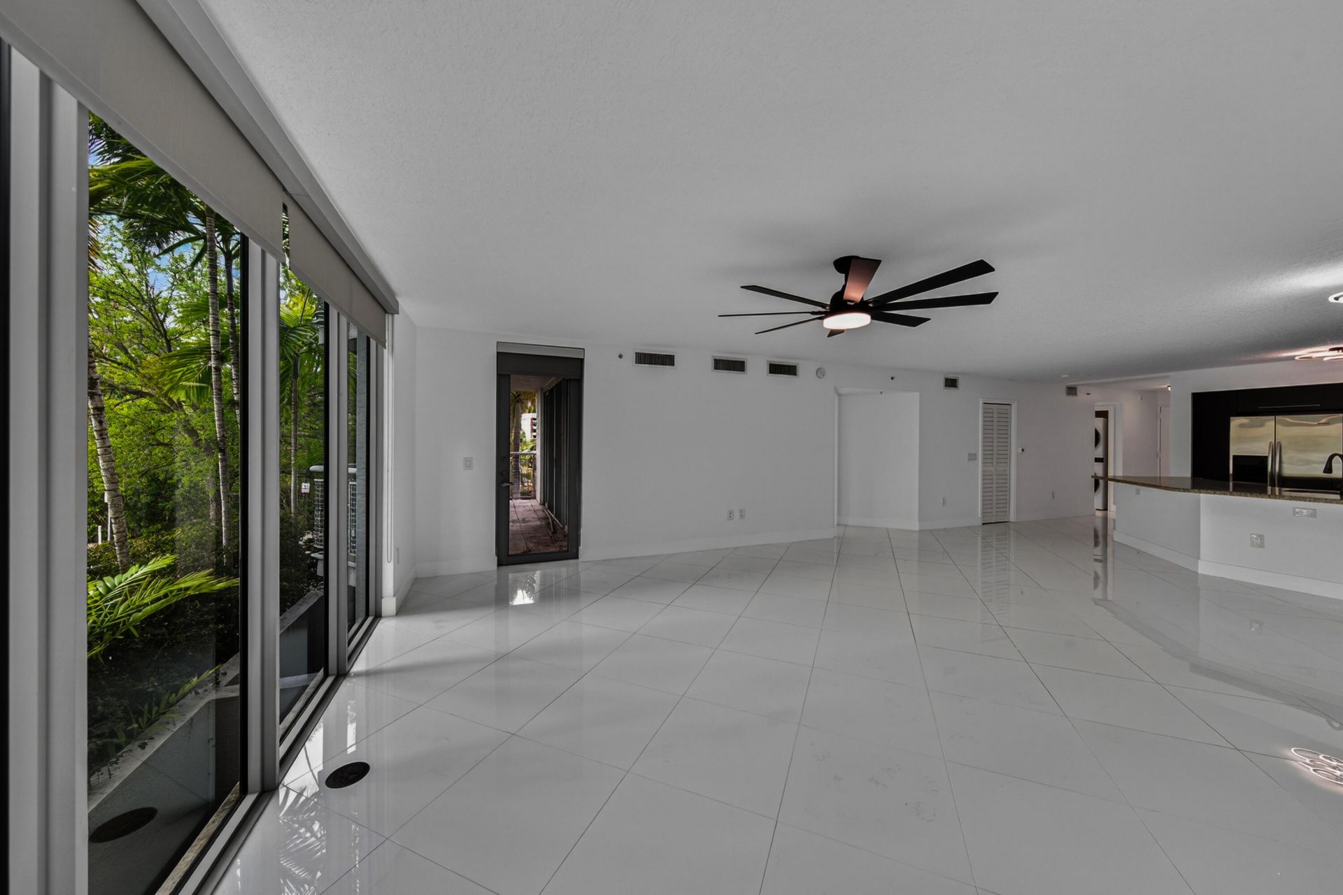 900 SE 2nd Street, Unit 201, Fort Lauderdale, FL 33301 Photo
