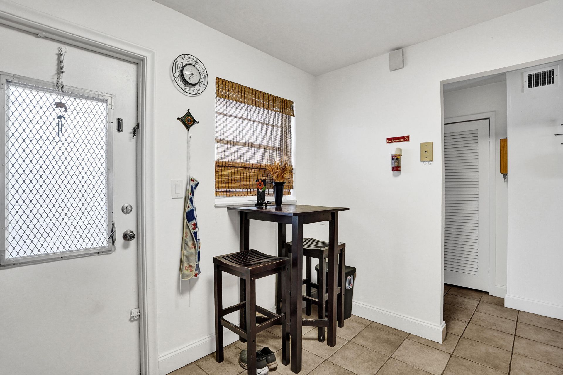 218 NE 12th Avenue, Unit 401, Hallandale Beach, FL 33009 Photo