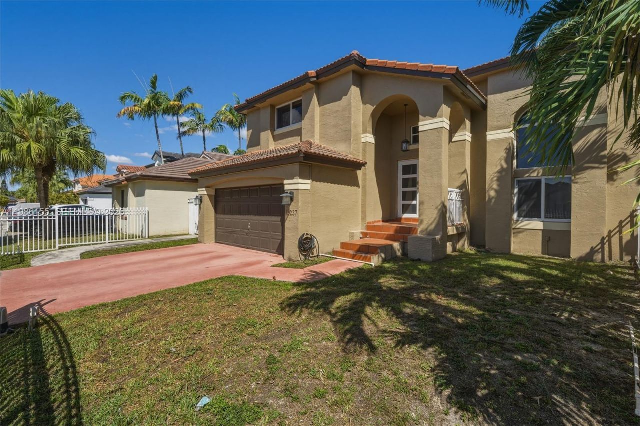 13237 NW 11th St, Miami, FL 33182 Photo