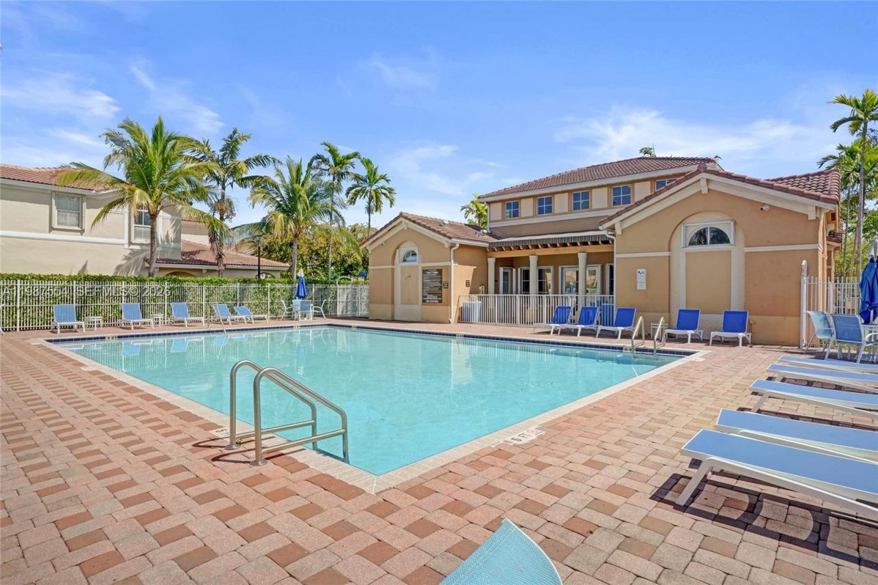 12554 SW 125th Ter , Miami, FL 33186 Photo