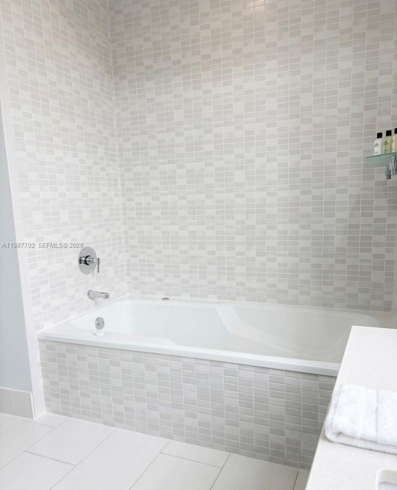 5300 NW 87th Ave , Unit 1109, Doral, FL 33178 Photo