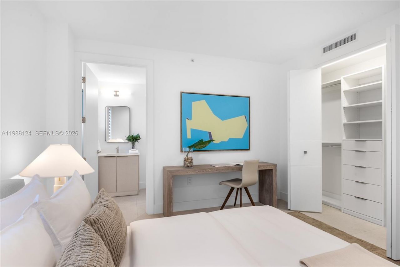 721 SW 11th Street , Unit E, Miami, FL 33129 Photo