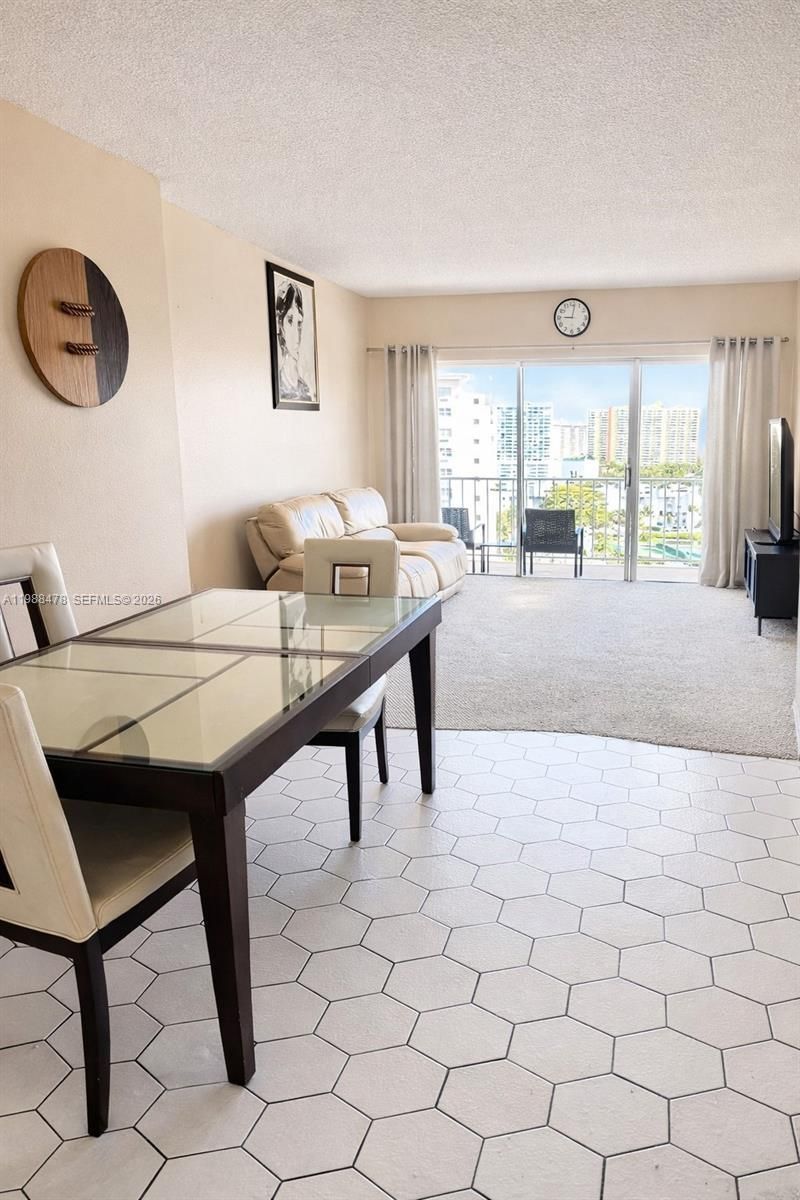 500 Bayview Dr , Unit 1225, Sunny Isles Beach, FL 33160 Photo