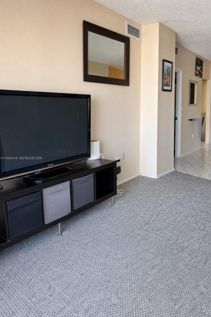 500 Bayview Dr , Unit 1225, Sunny Isles Beach, FL 33160 Photo