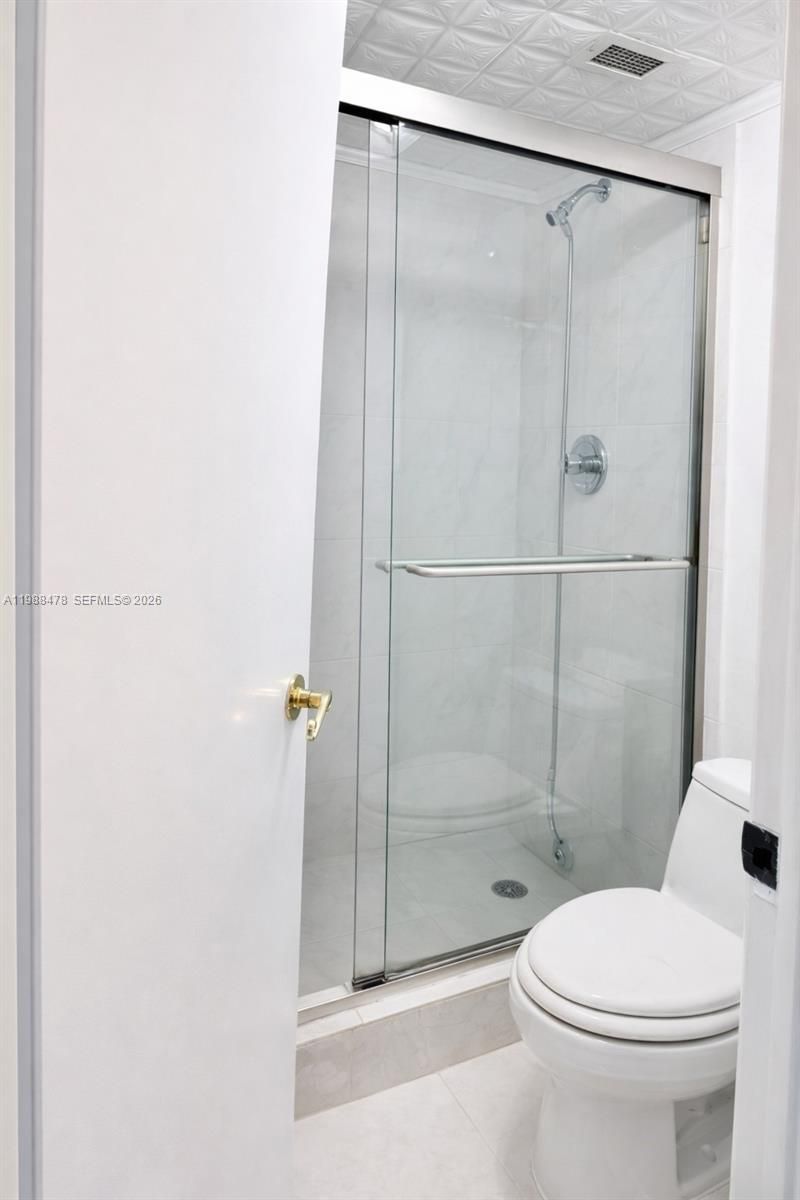 500 Bayview Dr , Unit 1225, Sunny Isles Beach, FL 33160 Photo