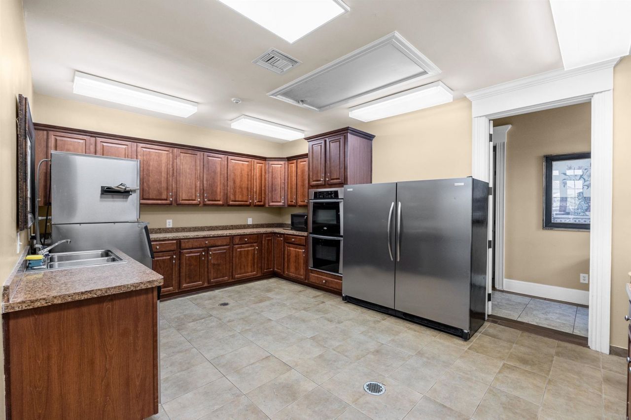 320 West Palms Dr. Photo 68