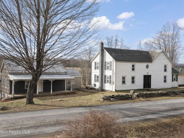 700 Mettacahonts Road, Accord, NY 12404