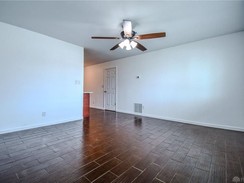 2015 Pennsylvania Drive, Xenia, OH 45385 Photo 6