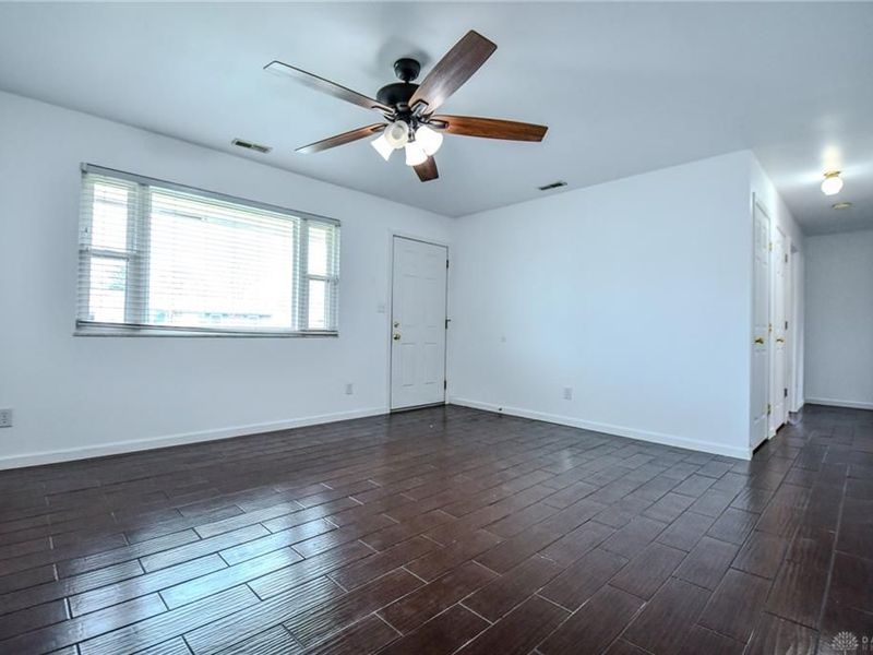 2015 Pennsylvania Drive, Xenia, OH 45385 Photo 8