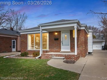 14060 Elgin Street, Oak Park, MI 48237