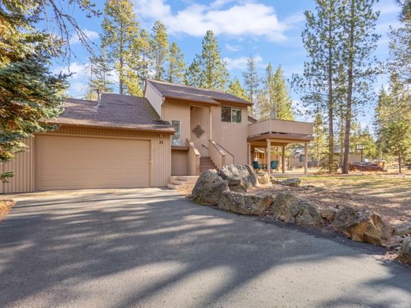 17822 Big Leaf Lane, Sunriver, OR 97707