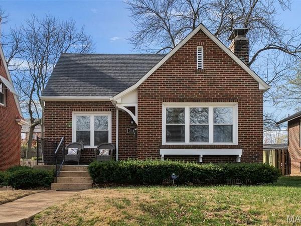 7544 Gannon Avenue, University City, MO 63130
