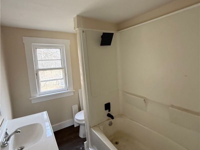 2213 17th Street NE, Canton, OH 44705 Photo 4