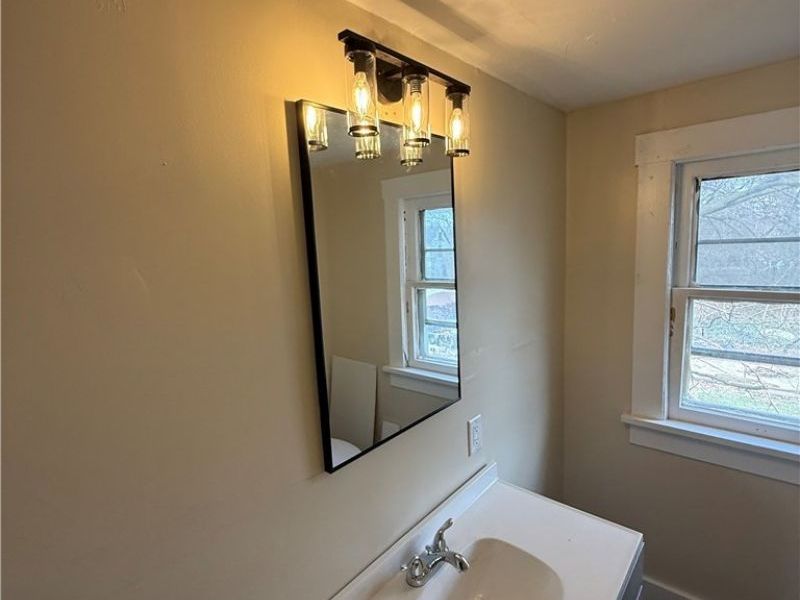 2213 17th Street NE, Canton, OH 44705 Photo 5