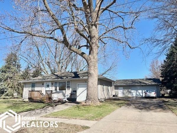 909 E Madison Street, Mount Pleasant, IA 52641