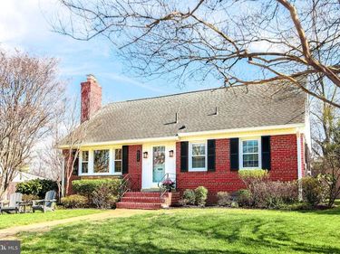 512 CRESTWOOD DRIVE, ALEXANDRIA, VA 22302