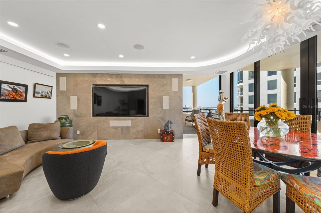 1255 N Gulfstream Avenue, Unit 1501, Sarasota, FL 34236 Photo