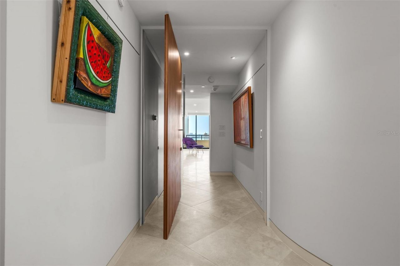 1255 N Gulfstream Avenue, Unit 1501, Sarasota, FL 34236 Photo