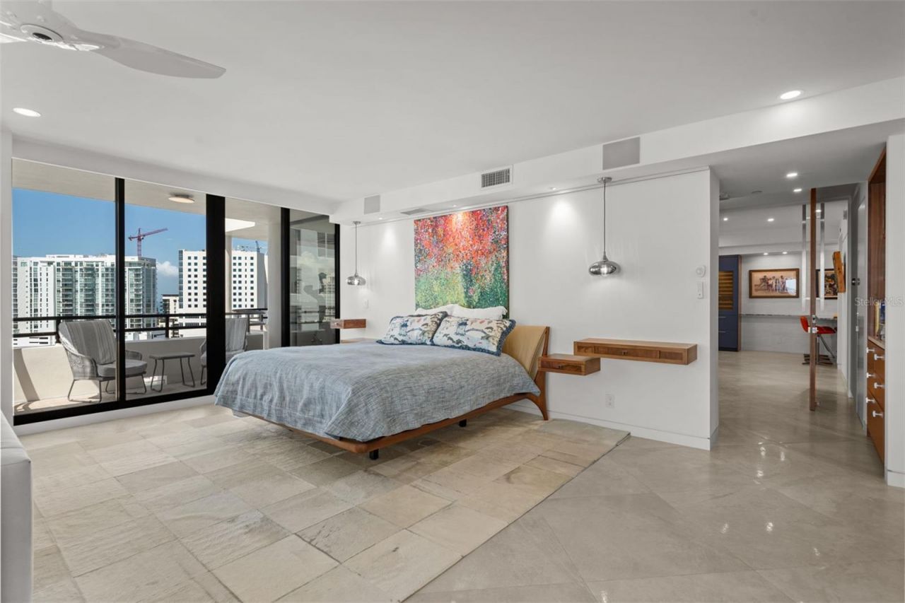 1255 N Gulfstream Avenue, Unit 1501, Sarasota, FL 34236 Photo