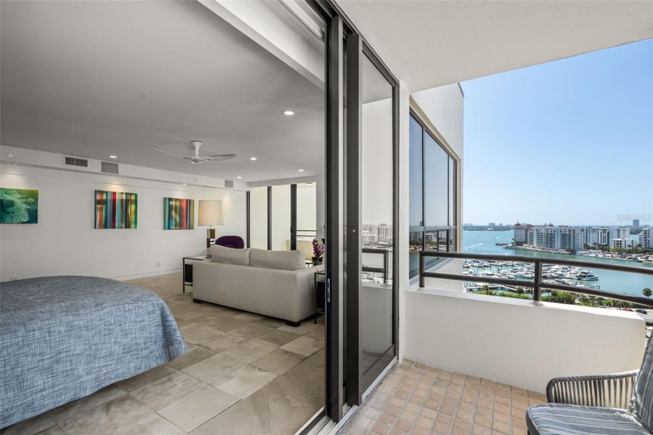 1255 N Gulfstream Avenue, Unit 1501, Sarasota, FL 34236 Photo