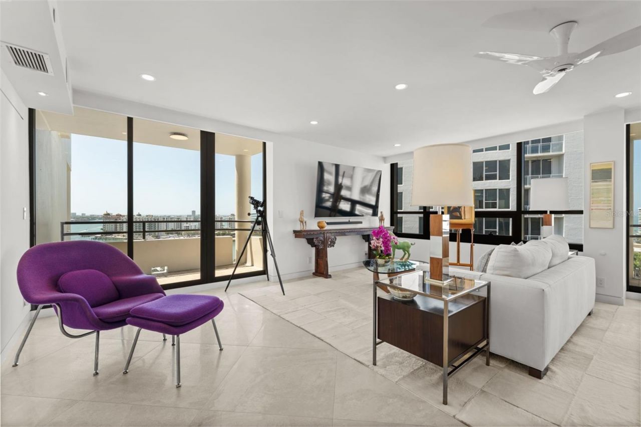 1255 N Gulfstream Avenue, Unit 1501, Sarasota, FL 34236 Photo