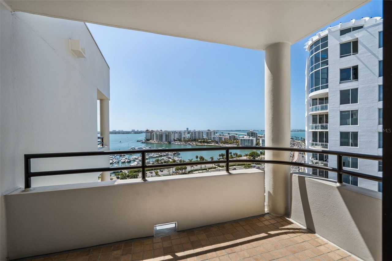 1255 N Gulfstream Avenue, Unit 1501, Sarasota, FL 34236 Photo