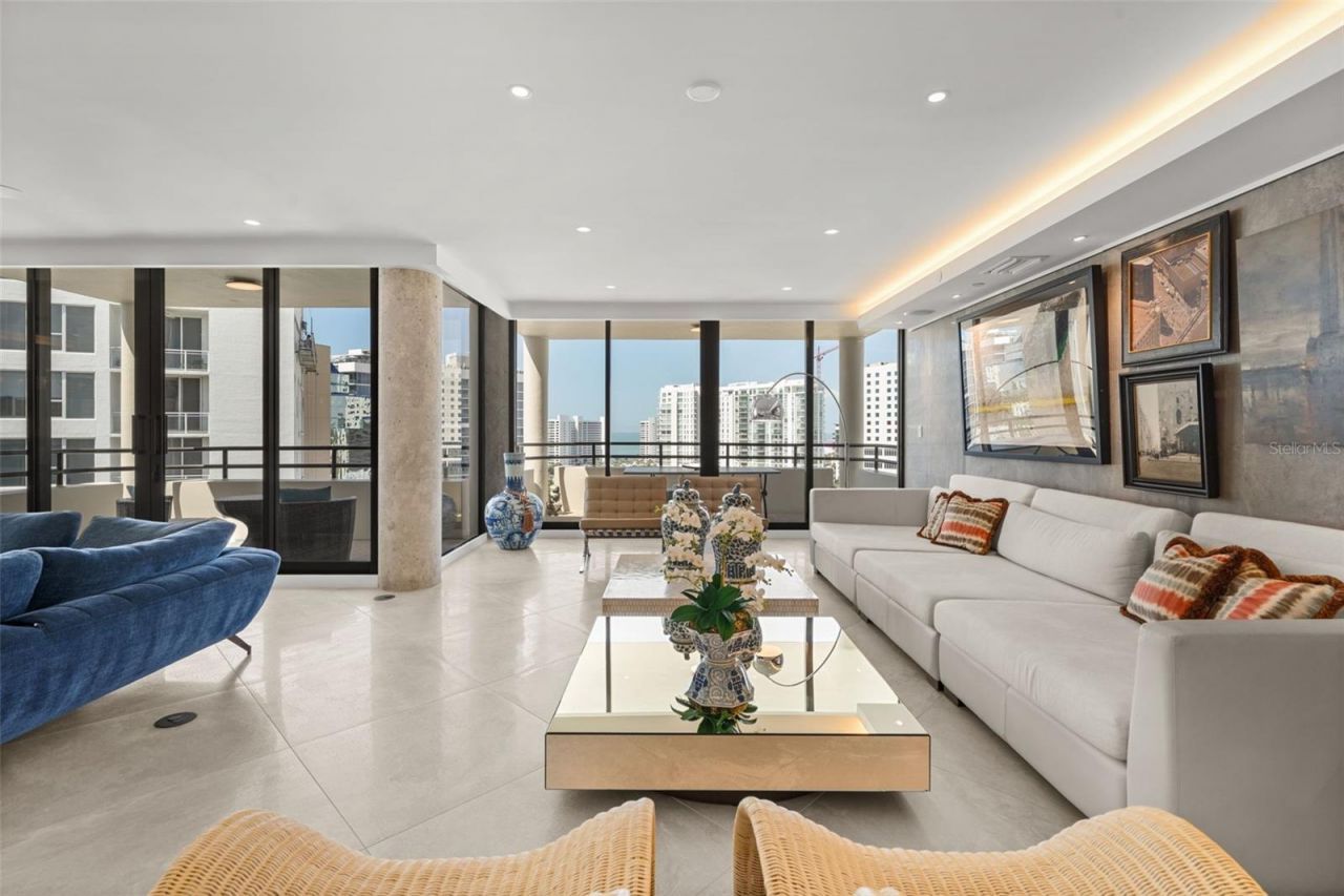 1255 N Gulfstream Avenue, Unit 1501, Sarasota, FL 34236 Photo