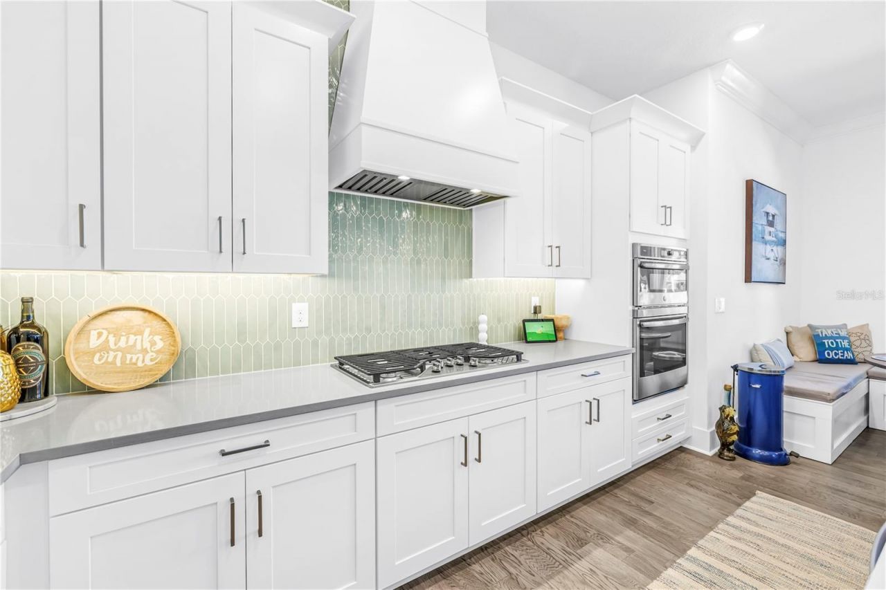 513 17th Avenue E, Palmetto, FL 34221 Photo